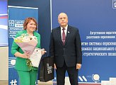 Сергей Дубовой приветствовал участников ежегодного педагогического совещания работников образования  Мурманской области