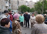 Уважаемые земляки, 15 июня вместе с депутатом Совета депутатов города Мурманска Андреем Анатольевичем Савенковым провели встречу с жителями микрорайона дома № 106 по Кольскому проспекту