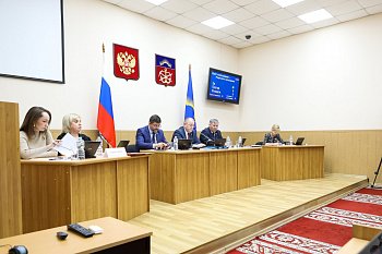 Проекты федеральных законов 25 октября были в центре внимания участников внеочередного заседания областной Думы