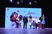 В преддверии Дня матери в Мурманске состоялось торжественное мероприятие