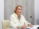 Прошло очередное заседание комитета областной Думы по здравоохранению под председательством Лены Лукичевой