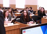 Областную Думу посетили воспитанники регионального центра поддержки одаренных детей "Полярная звезда"