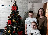 Парламентарий лично на дому поздравила всех учеников г. Гаджиево с особенностями здоровья