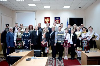 В областной Думе состоялась встреча с делегацией деятелей культуры Болгарии,  Сербии и Словении