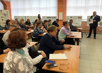 31 мая Александр Богович провёл встречу с трудовым коллективом Оленегорского горнопромышленного колледжа.