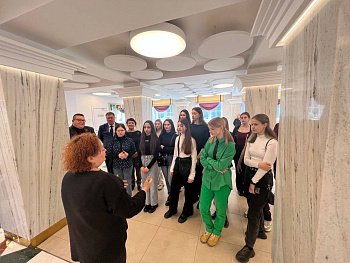 Депутат Г.А. Иванов помог организовать благотворительный показ спектакля «Королевские зайцы»