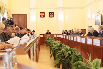 Депутаты регионального парламента приняли участие в заседании Программно-целевого совета Мурманской области