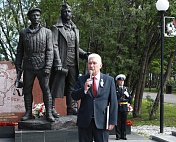 Уважаемые земляки, 25 и 26 июня в городе Мурманске пребывали участники автопробега «Дорогами народных ополченцев», который реализуется по инициативе Московской городской Думы в рамках патриотического проекта «Города-герои – города героев»