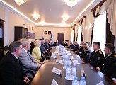 В Мурманской областной Думе прошел торжественный прием ветеранов-пограничников, посвященный 100-летию погранвойск России