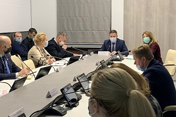 В Думе прошло заседание комитета по социальной политике и делам семьи  под председательством Станислава Гонтарь