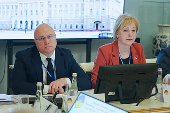 Депутат Мурманской областной Думы Александр Клементьев поднял проблемы Почты России 