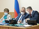 Состоялось внеочередное заседание регионального парламента