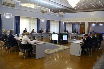 Депутаты Северо-Запада России обсудили проблему кадрового обеспечения лесной отрасли