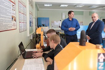 В центре внимания власти юные жители Видяево