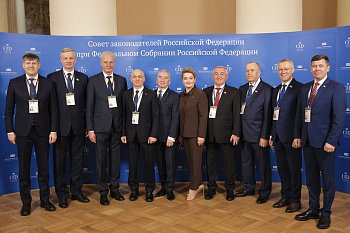 Председатель Мурманской областной Думы Сергей Дубовой принял участие в заседании Совета законодателей 