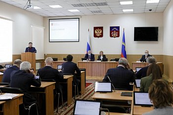 Проект закона об изменениях в областной бюджет рекомендован  к принятию в первом чтении