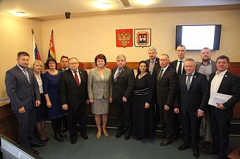 Депутаты Мурманской областной Думы Александр Макаревич и Игорь Найденов в Калининграде приняли участие в заседании постоянного комитета Парламентской Ассоциации Северо-Запада России по экологии 