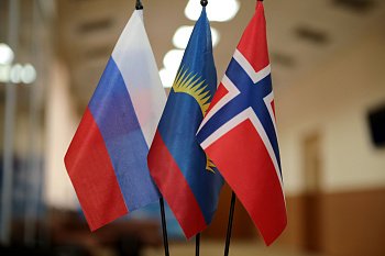 Общество российско-норвежской дружбы "НОРУ" выразило благодарность депутатам регионального парламента за участие в открытии памятника в г. Вардё