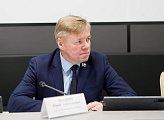 Состоялось заседание комитета областной Думы по социальной политике и делам семьи под председательством Станислава Гонтарь