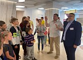 Депутат Г.А. Иванов помог организовать для детей бесплатный показ спектакля «Алиса в Стране чудес»