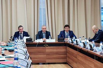 Василий Омельчук принял участие в заседании круглого стола "Арктика и общество" в рамках VII ММДН