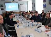 Василий Омельчук в Полярных Зорях выступил с докладом на совещании, посвященном корректировке Стратегии социально-экономического развития региона.