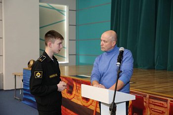 Роман Пономарев встретился с курсантами Мурманского филиала Нахимовского военно-морского училища и их преподавателями