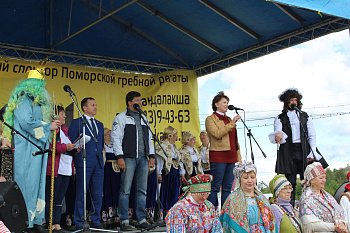 В Умбе прошла традиционная поморская гребная регата