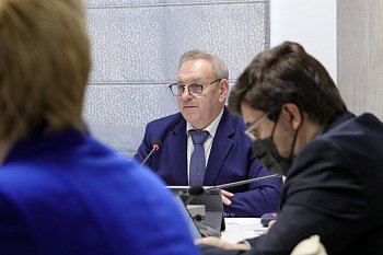 Депутаты одобрили внесение изменений в региональный закон об образовании