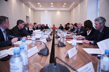 В областную Думу внесен законопроект, сохраняющий меры социальной поддержки гражданам, не достигшим пенсионного возраста