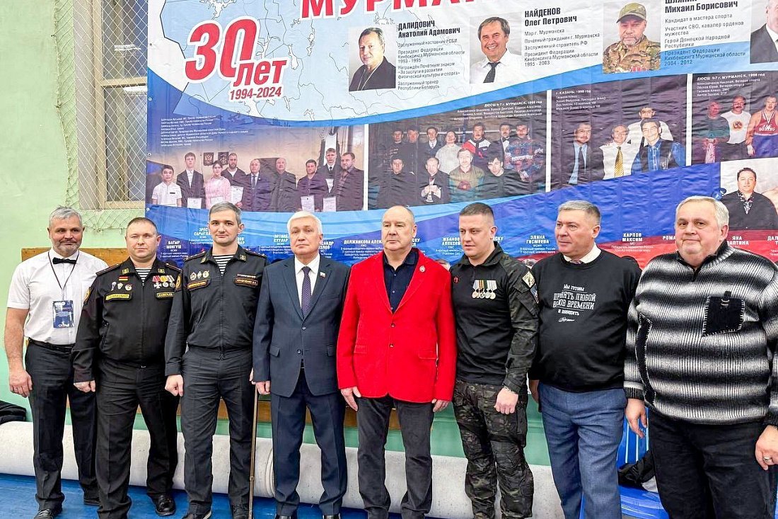 В Мурманске состоялся Чемпионат и первенство города по кикбоксингу на призы Заслуженного мастера спорта России Алмаза Гисмеева