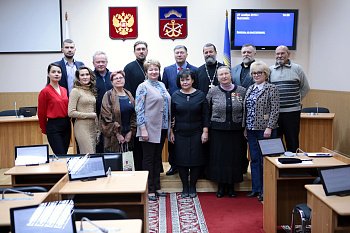 В областной Думе состоялась встреча депутатов с делегацией культурно-духовной экспедиции "Крымский мост"