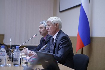 В Думе состоялось заседание комитета по бюджету, финансам и налогам под председательством Бориса Пищулина