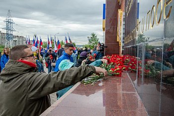 Депутат Г.А. Иванов принял участие в митинге посвященном Дню мужества и стойкости мурманчан