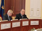 Глава регионального парламента Сергей Дубовой и депутаты областной Думы приняли участие в заседании Программно-целевого совета