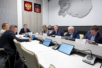 Состоялось очередное заседание комитета областной Думы по социальной политике и делам семьи под председательством Станислава Гонтарь 