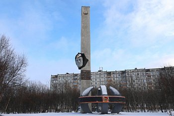 Сергей Дубовой посетил спортивную школу в Гаджиево