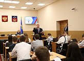 В областной Думе прошел День открытых дверей для мурманских школьников