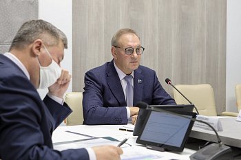 Состоялось заседание комитета областной Думы по образованию и науке  под председательством Алексея Гилярова