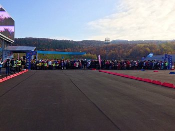 30 сентября в Мурманске депутат областной Думы Игорь Найденов принял участие во Всероссийском дне ходьбы