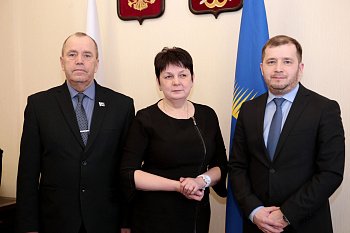 Глава регионального парламента Сергей Дубовой провел рабочую встречу с представителями ФГУП «Почта России»