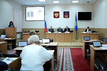 В Думе прошло заседание комитета по бюджету, финансам и налогам под председательством Бориса Пищулина