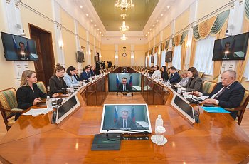 Реализацию программ льготного ипотечного кредитования в регионе обсудили на оперативном совещании Правительства области 
