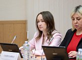 Мурманская областная Дума приняла законопроекты о социальной поддержке семей участников специальной военной операции