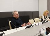 В Думе состоялись рабочие встречи Губернатора области Андрея Чибиса с депутатами фракций регионального парламента