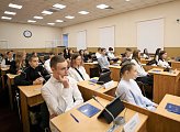 В областной Думе прошел День открытых дверей для мурманских школьников