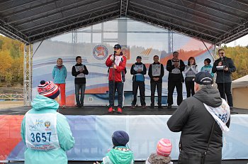 16 сентября Сергей Дубовой и Лариса Круглова приняли участие в спортивной акции  "Кросс нации"