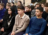 Депутат провела лекцию для подростков Гаджиево в рамках Дня молодого избирателя