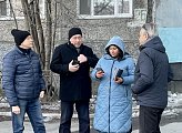 Роман Пономарев провёл встречу с жителями дома №3 на улице Пономарева