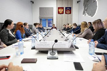 В областной Думе молодые ученые обсудили роль молодежных общественных организаций в реализации Стратегии научно-технологического развития России